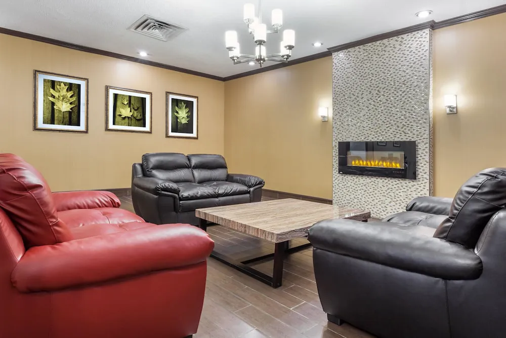 Ramada by Wyndham Timmins hotel hero