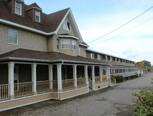 Harbourview Inn, SureStay Collection by Best Western hotel detail image 1