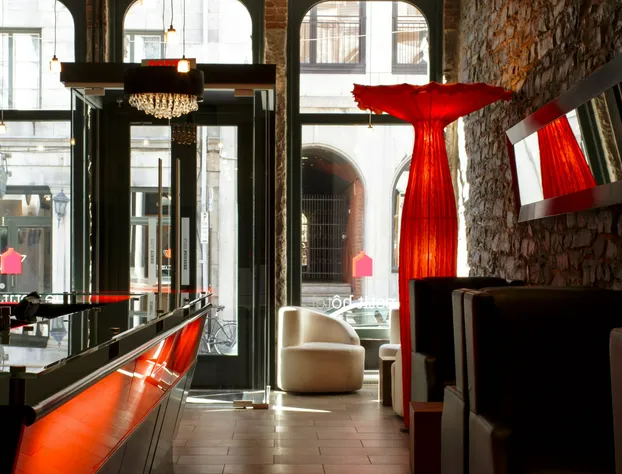 Le Petit Hotel Vieux-Montreal - Saint-Paul hotel detail image 4