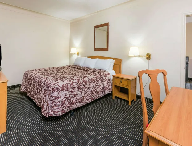 Knights Inn London hotel detail image 4