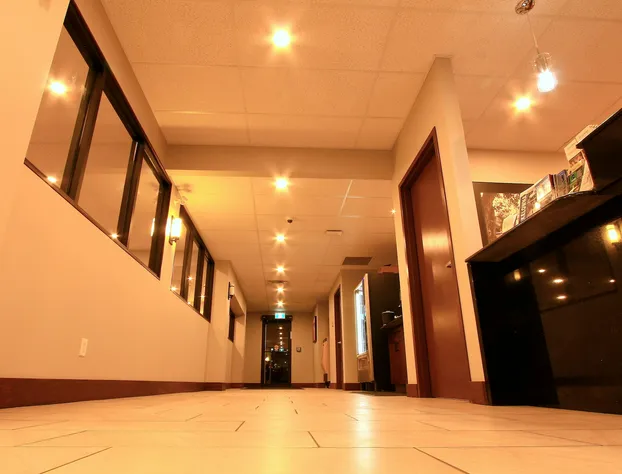 Super 8 by Wyndham Kelowna BC hotel detail image 2