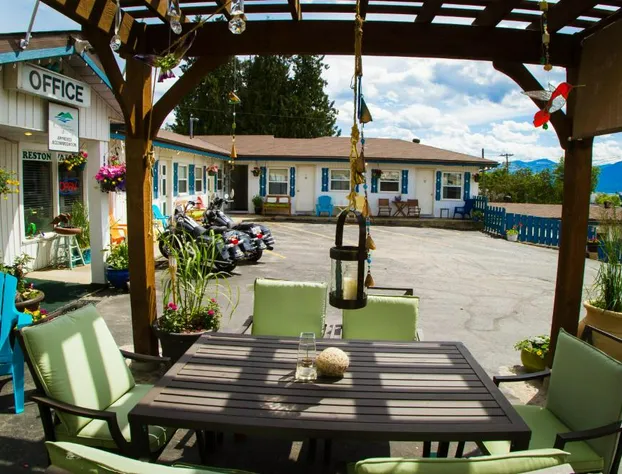 Creston Valley Motel hotel detail image 1