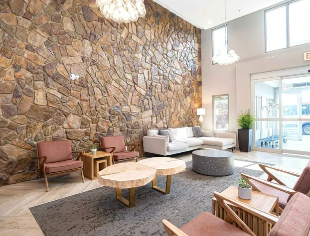 Sandman Hotel Calgary Airport hotel detail image 4