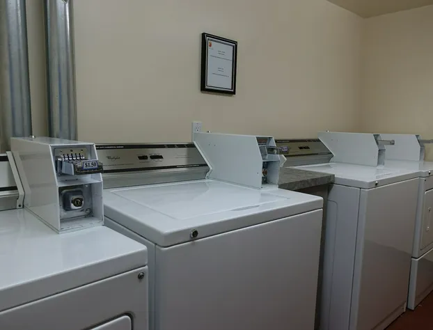 Super 8 by Wyndham Caraquet hotel detail image 3