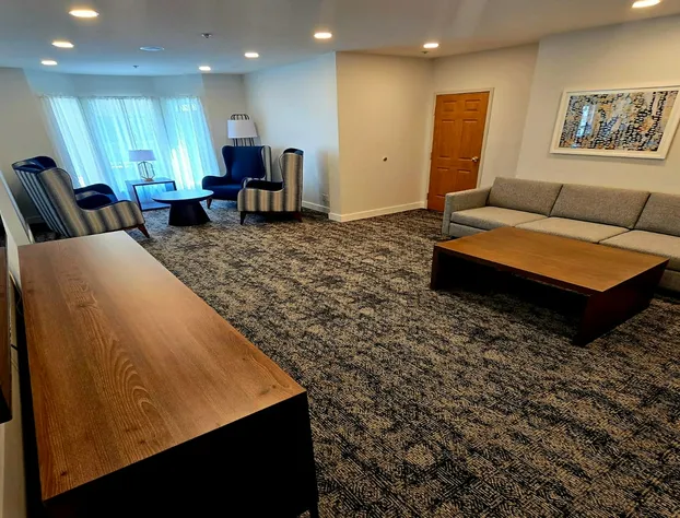 Staybridge Suites Calgary Airport by IHG hotel detail image 4