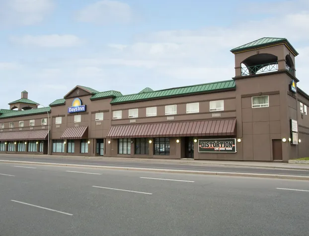 Days Inn by Wyndham Calgary South hotel detail image 1