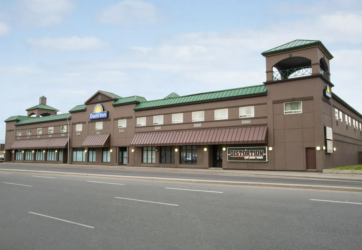 Days Inn by Wyndham Calgary South hotel hero