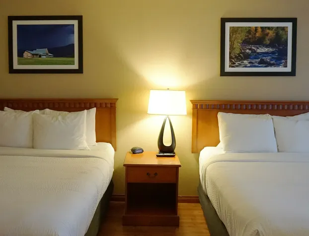 Ramada Hotel & Conference Center by Wyndham Kelowna hotel detail image 4