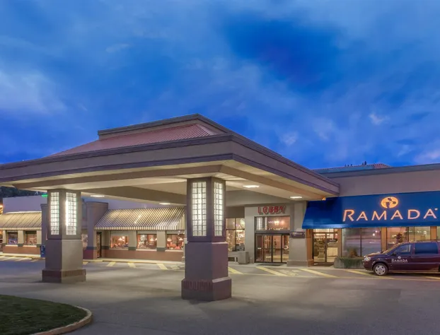 Ramada Hotel & Conference Center by Wyndham Kelowna hotel detail image 2
