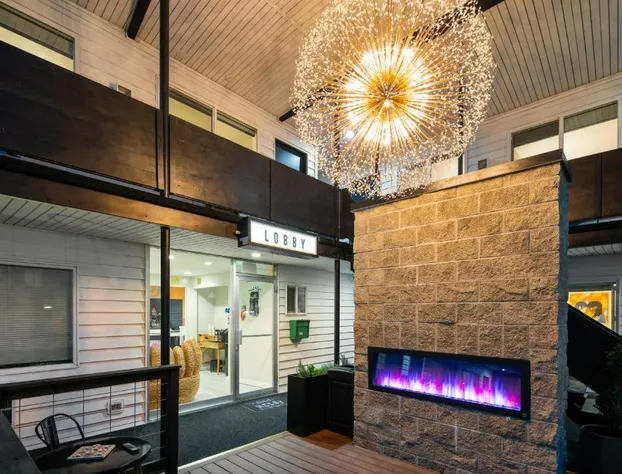 Hotel McCoy - Art, Coffee, Beer, Wine hotel detail image 3