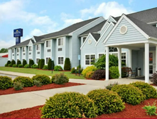 Microtel Inn & Suites by Wyndham Wellsville hotel detail image 1