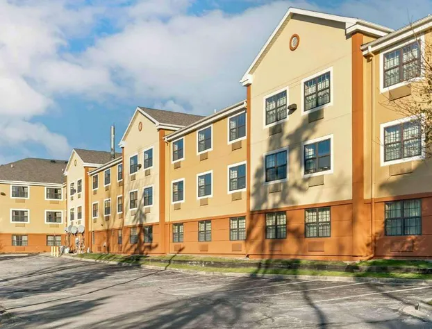 Extended Stay America Select Suites Detroit Farmington Hills hotel detail image 2