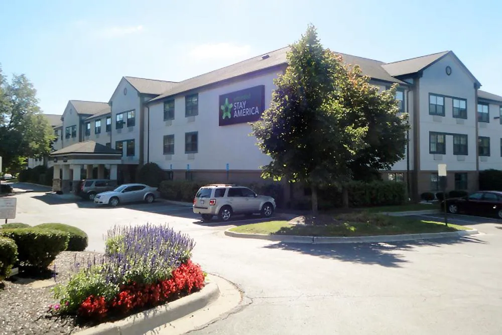 Extended Stay America Select Suites Detroit Farmington Hills hotel hero