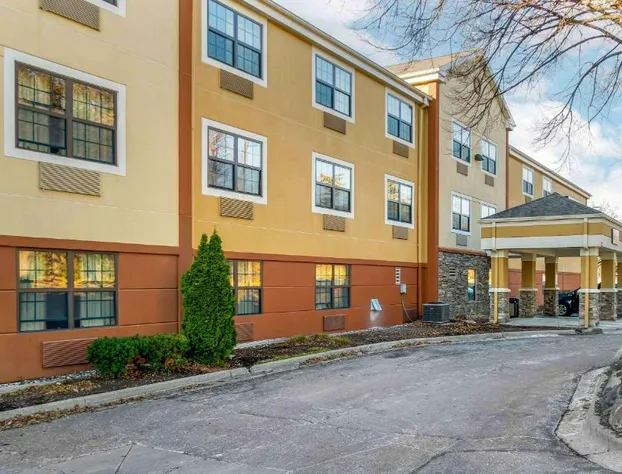 Extended Stay America Select Suites Detroit Farmington Hills hotel detail image 1