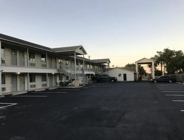 Cedar Creek Inn hotel detail image 3