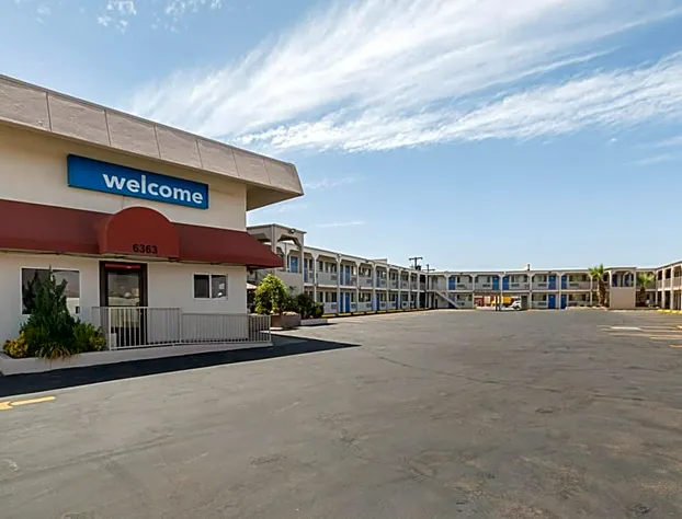 Motel 6 El Paso, TX - Airport - Fort Bliss hotel detail image 1