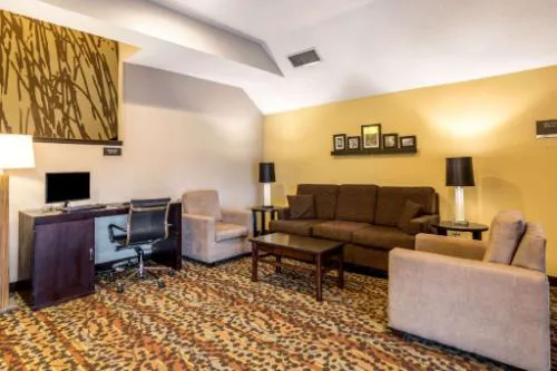 Wingate by Wyndham Owensboro hotel detail image 2