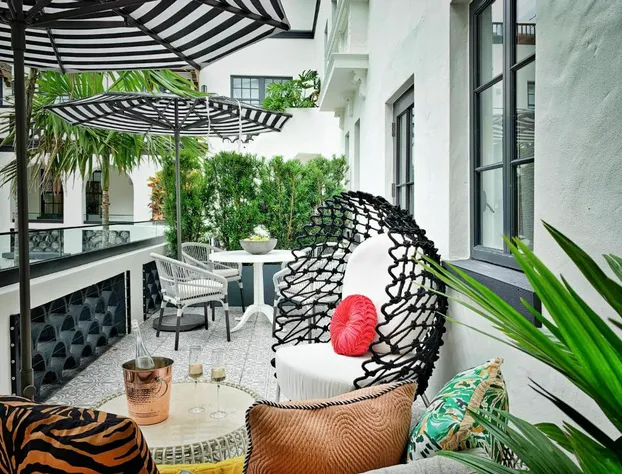 White Elephant Palm Beach hotel detail image 4