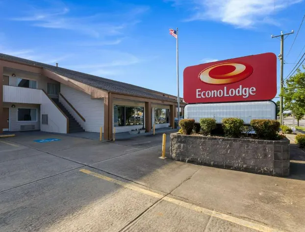 Econo Lodge Little Creek hotel detail image 2