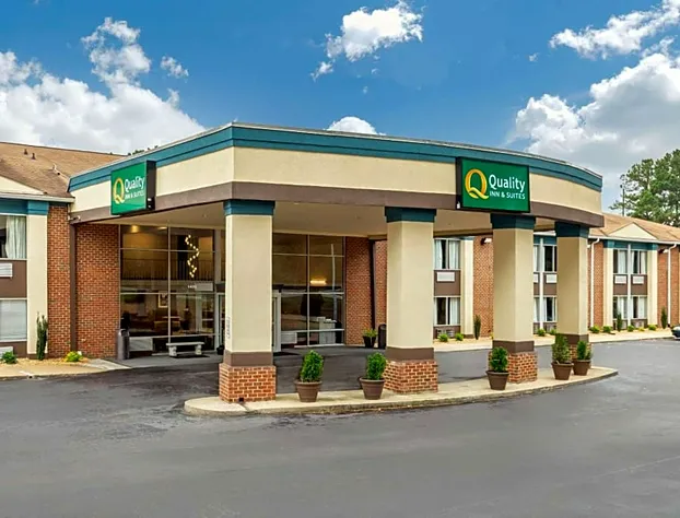 Quality Inn & Suites Apex - Holly Springs hotel detail image 3