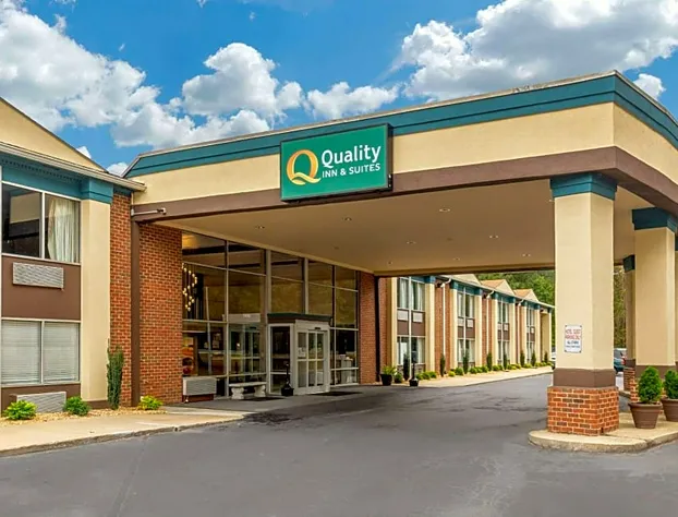 Quality Inn & Suites Apex - Holly Springs hotel detail image 1