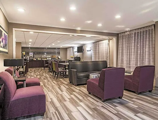 Wingate by Wyndham Brunswick GA / I-95 hotel detail image 1