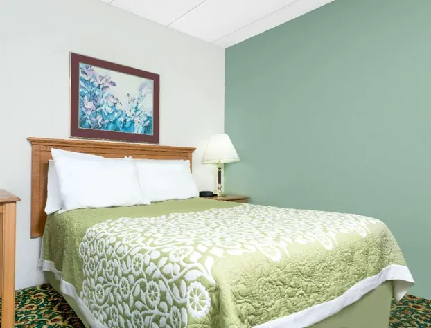 Days Inn by Wyndham St Cloud hotel detail image 3