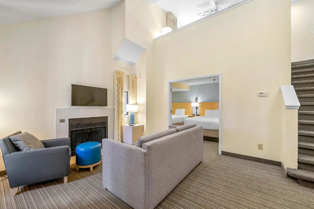 Sonesta ES Suites Atlanta Perimeter Center East hotel hero