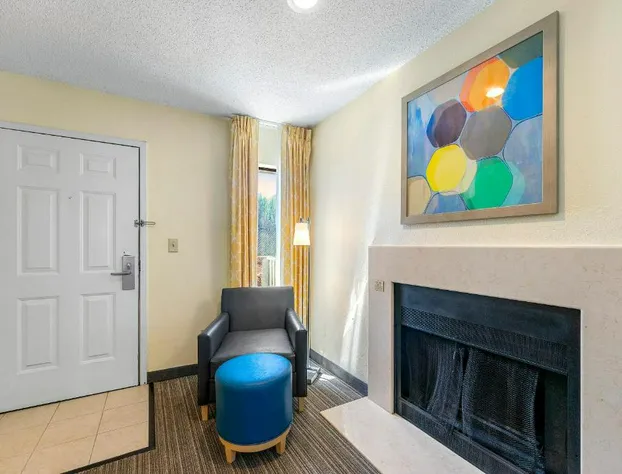 Sonesta ES Suites Atlanta Perimeter Center East hotel detail image 1