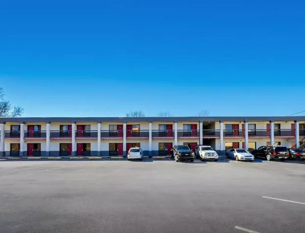 Americas Best Value Inn Ft. Jackson hotel detail image 1