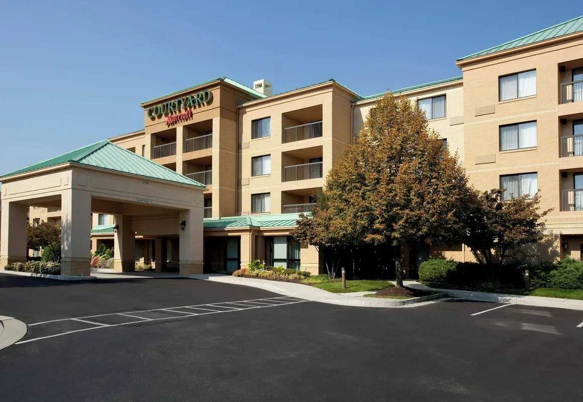 Courtyard by Marriott Richmond Northwest hotel hero