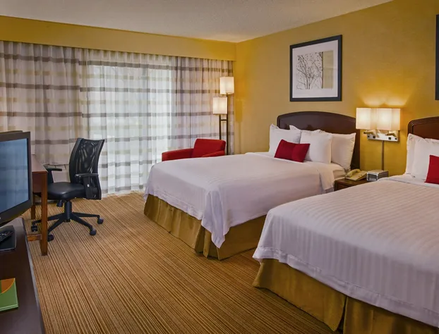 Courtyard by Marriott Richmond Northwest hotel detail image 4