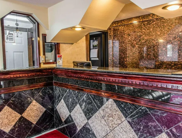 Econo Lodge Pittsburgh I-79 hotel detail image 1