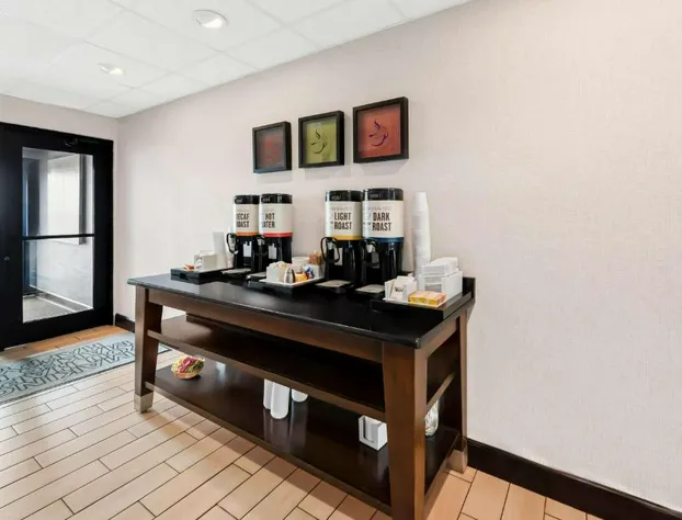Hampton Inn Pennsville hotel detail image 4