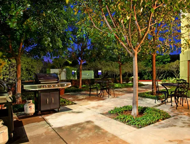 Sonesta Simply Suites Irvine Spectrum hotel detail image 1