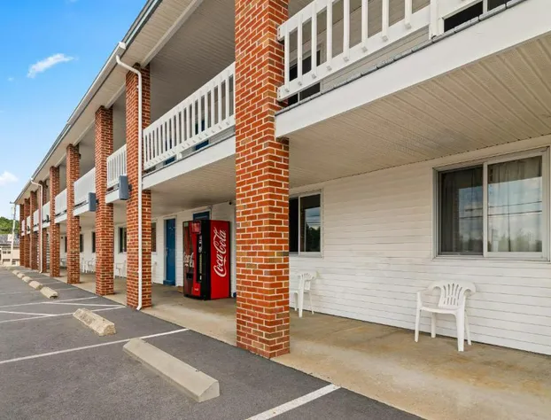 Americas Best Value Inn Biddeford Portland hotel detail image 2