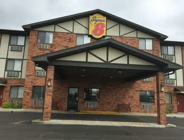 Super 8 by Wyndham Cuba hotel detail image 2