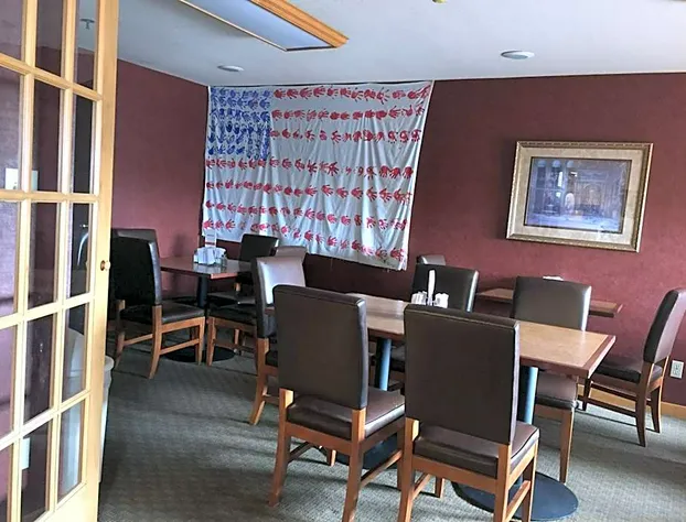 Super 8 by Wyndham Cuba hotel detail image 1