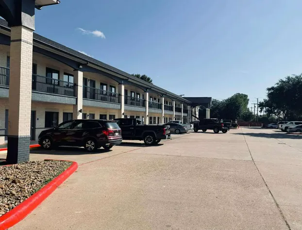 Days Inn by Wyndham Dickinson TX hotel detail image 4