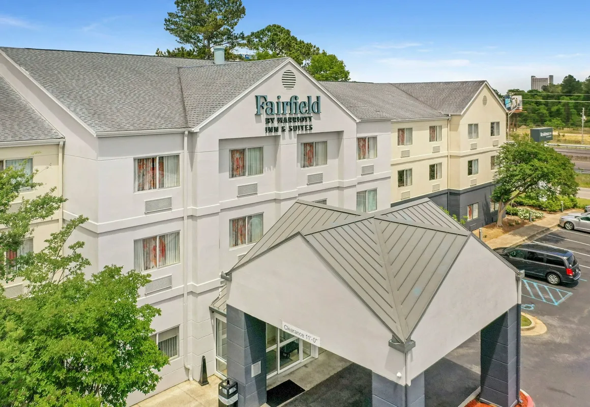 Fairfield Inn & Suites by Marriott Mobile hotel hero