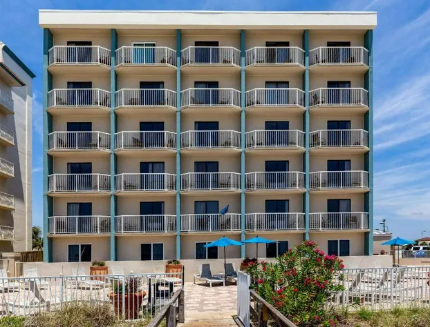 Sleep Inn On The Beach hotel detail image 3