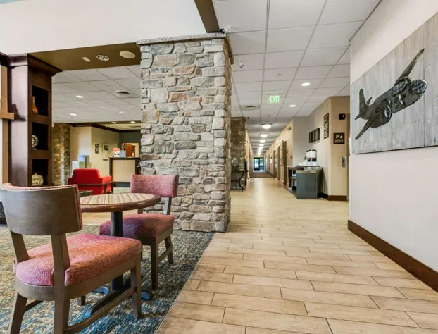 Hampton Inn & Suites Colorado Springs/Air Force Academy hotel detail image 4