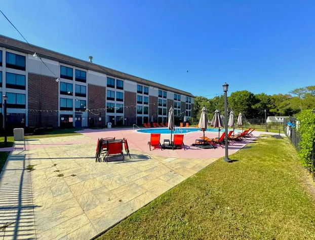 Comfort Inn & Suites Aberdeen near APG hotel detail image 4