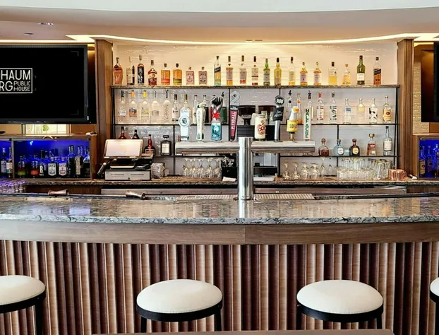 Renaissance Schaumburg Convention Center Hotel hotel detail image 3