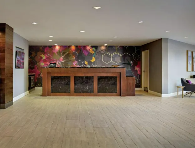 DoubleTree by Hilton Fairfield Hotel & Suites hotel detail image 4