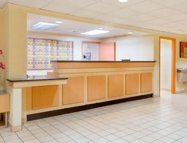 CLT Airport Inn & Suites hotel detail image 3