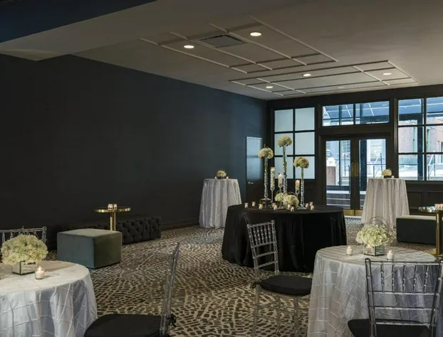 Philadelphia Marriott Old City hotel detail image 2