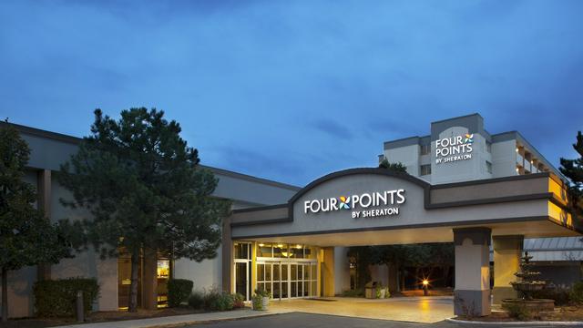 Four Points by Sheraton Chicago O'Hare Airport hotel detail image 2