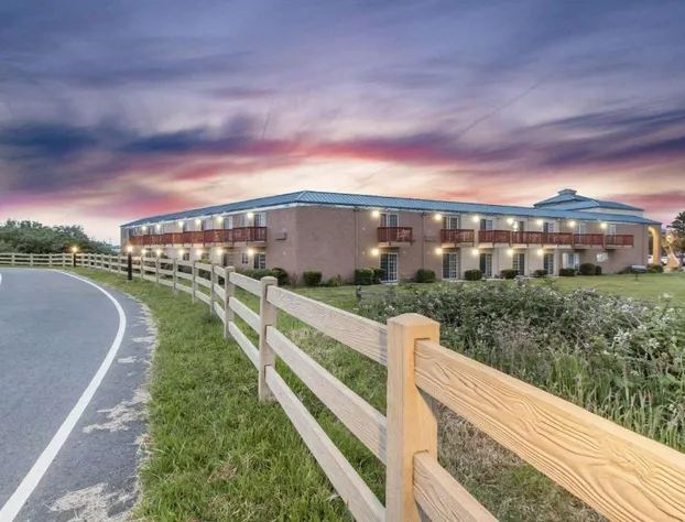 Quality Inn & Suites Crescent City Redwood Coast hotel detail image 4