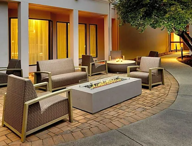 Courtyard by Marriott Charlottesville hotel detail image 2